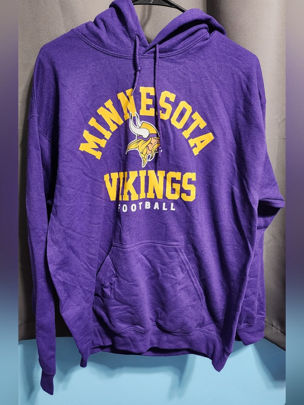 NWT NFL Team Apparel Minnesota Vikings Hoodie Purple Pullover Sweatshirt Medium